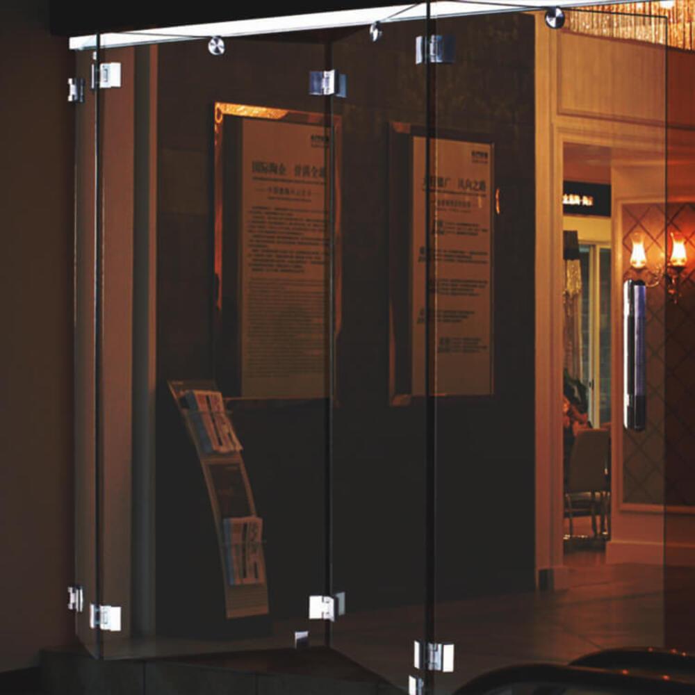 Centre Sliding Folding System